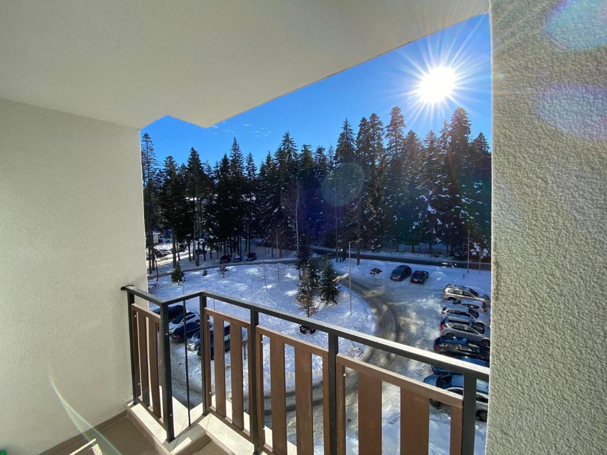 Borovets Gardens Ski Apartment Екстер'єр фото