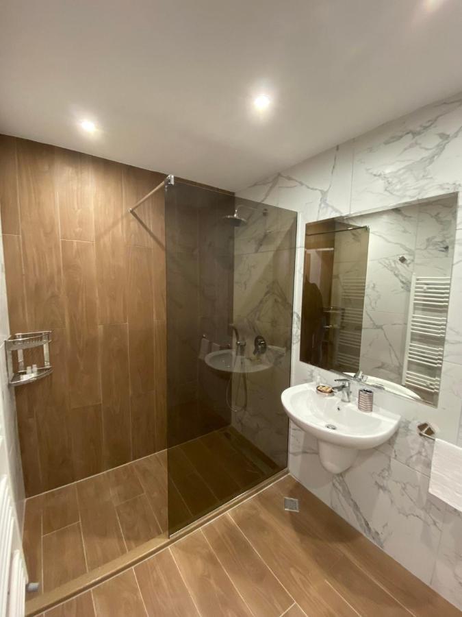 Borovets Gardens Ski Apartment Екстер'єр фото